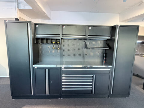 GARASJE INNREDNING 324